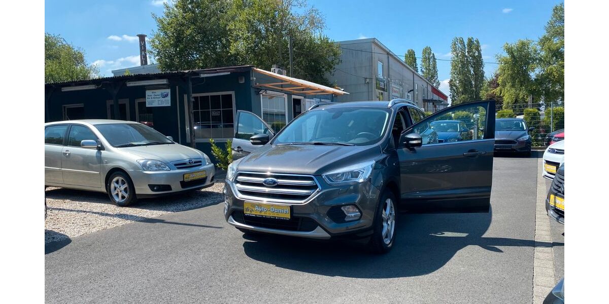 Ford Kuga 86.000 km 11.500 &euro; Bonn 53227