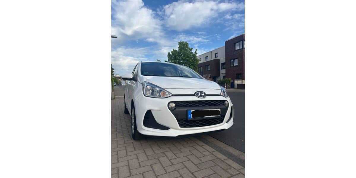 Hyundai i10 99.800 km 5.850 &euro; Leverkusen 51373
