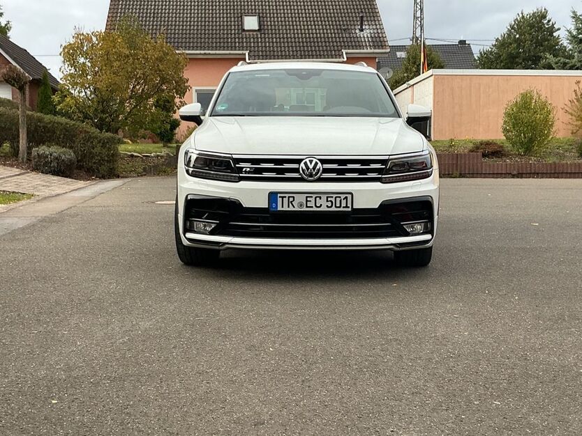 VW Tiguan 128.200 km 24.600 € Hermeskeil 54411