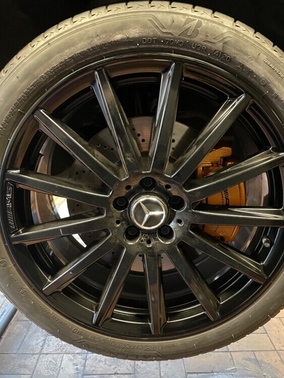 Mercedes-Benz GLA-Klasse 60.000 km 45.000 € Düsseldorf 40213