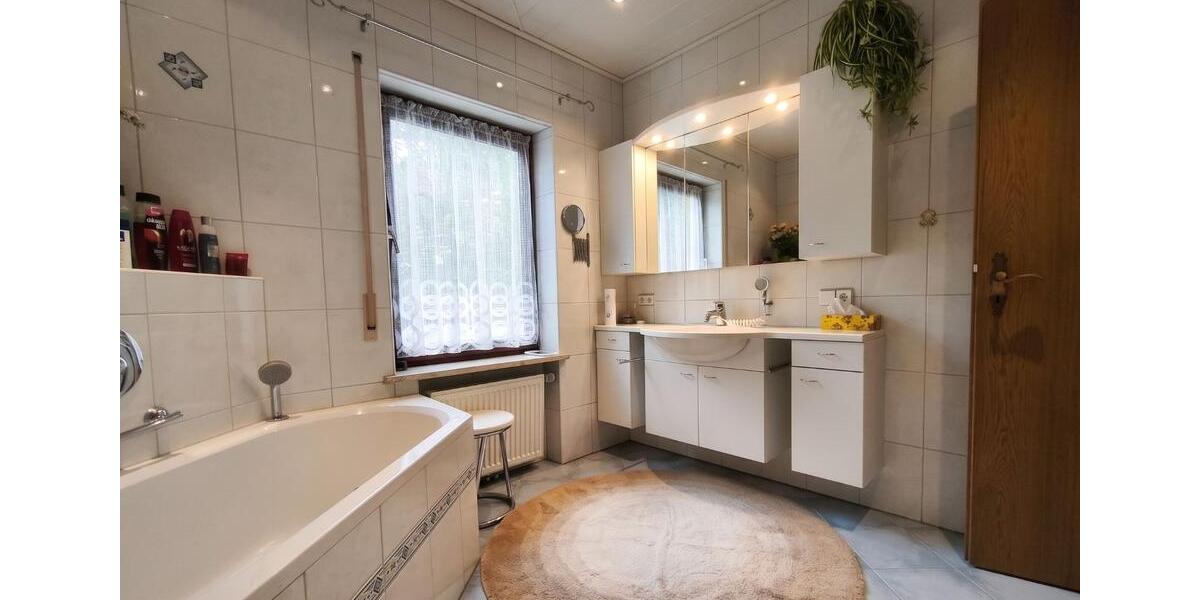 Einfamilienhaus Ruderting - 6 Zimmer, 140 m&sup2;, 447.000&euro; | Angebot:26850846