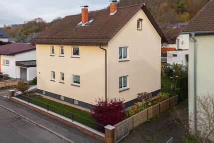 Haus zum Kaufen in Hemsbach 695.000 € 194.91 m² 10 zimmer