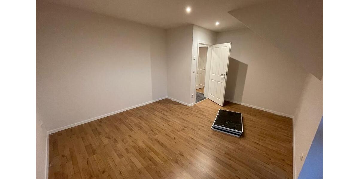 Doppelhaushälfte Eldingen - 4 Zimmer, 135 m&sup2;, 1.050&euro; | Angebot:26422527