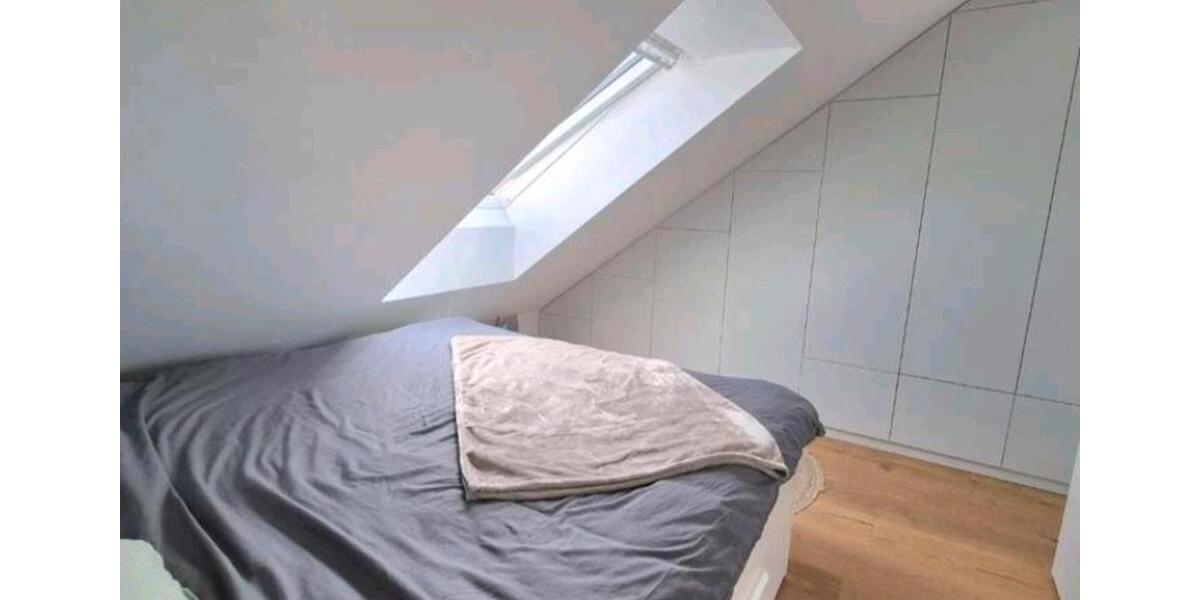 Dachgeschoßwohnung Illertissen - 3 Zimmer, 81 m&sup2;, 351.000&euro; | Angebot:26153382