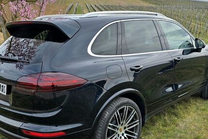 Porsche Cayenne 236.000 km 38.800 &euro; Flein 74223