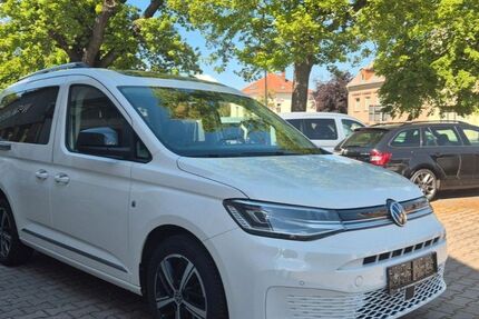 VW Caddy 64.000 km 25.680 &euro; Frohburg 04654