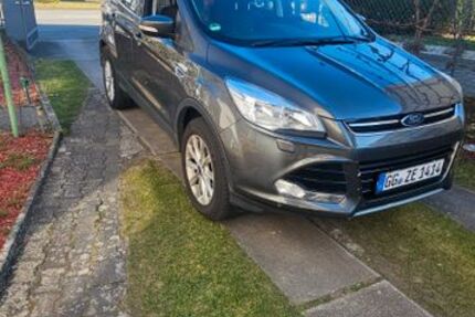Ford Kuga 121.000 km 10.300 &euro; Rüsselsheim 65428