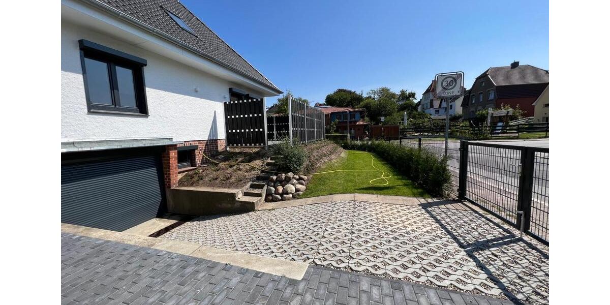 Einfamilienhaus Eutin - 4 Zimmer, 104 m&sup2;, 1.400&euro; | Angebot:24396546