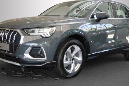 Audi Q3 23.500 km 38.888 &euro; Offenburg 77652