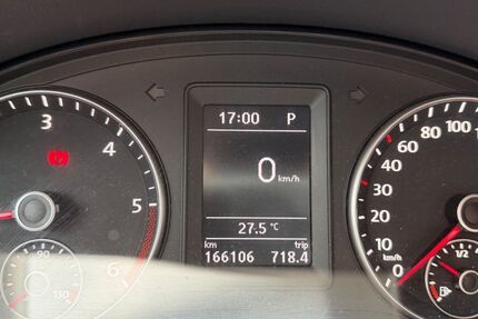 VW Touran 166.106 km 11.200 &euro; Külsheim 97900