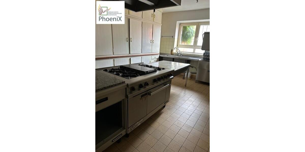 Einfamilienhaus Emmendingen - 15 Zimmer, 625 m&sup2;, 4.550&euro; | Angebot:26131094