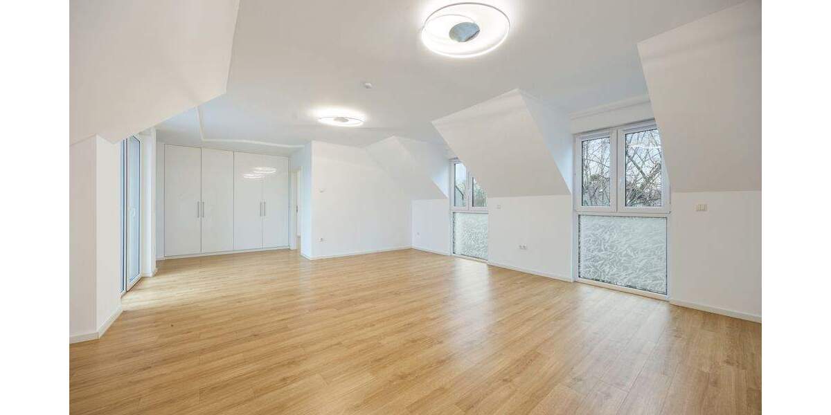 **** Jetzt schon an die Zukunft denken, Dachgeschosswohnung mit Ambiente in jeder Lebenslage **** 3 zimmer