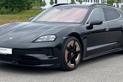 Porsche Taycan 24.600 km 102.890 &euro; Kaiserslautern 67657