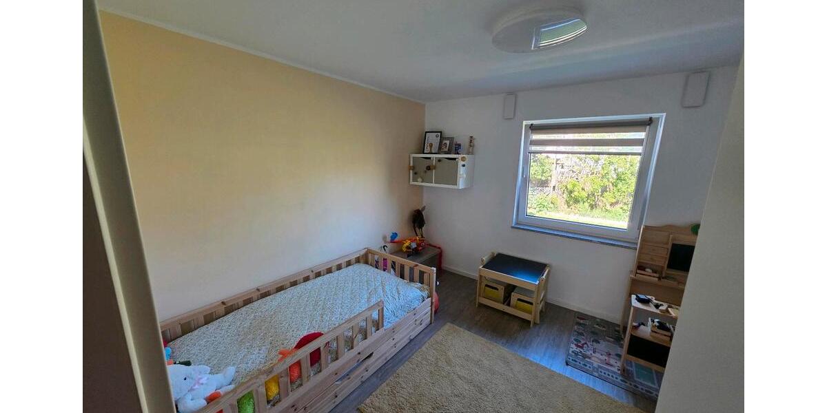 Erdgeschoßwohnung Schwandorf - 3 Zimmer, 101 m&sup2;, 395.000&euro; | Angebot:27244712