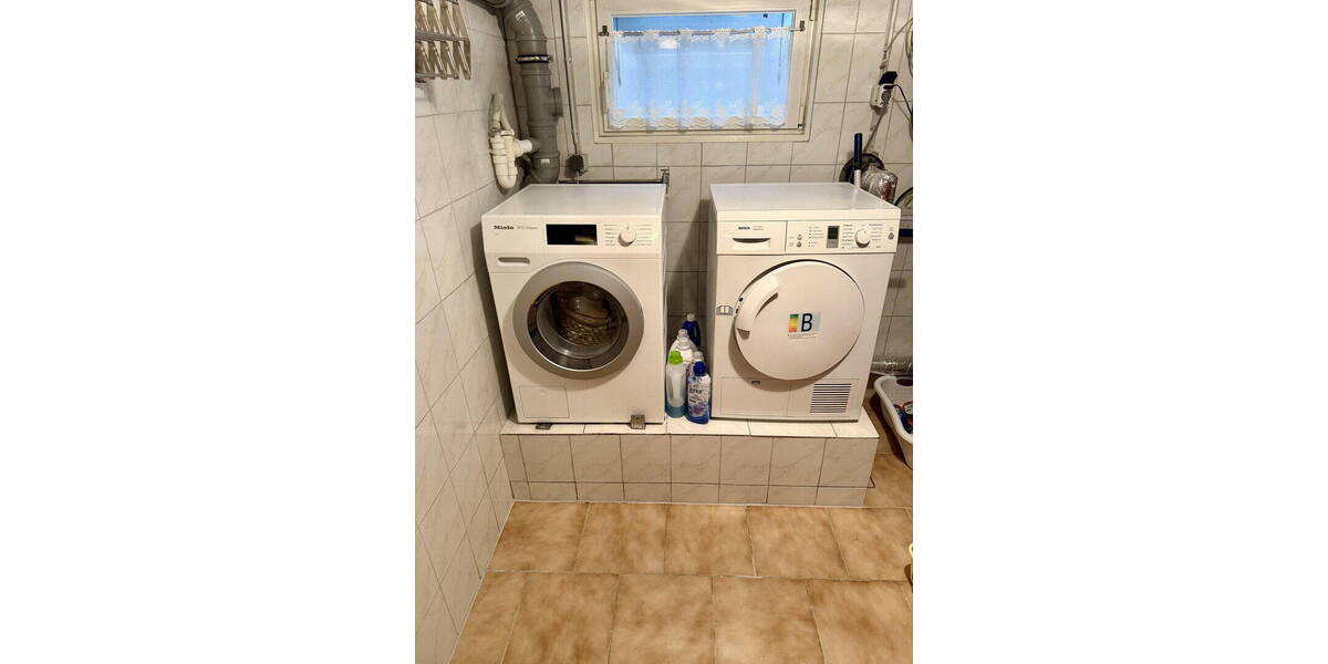 Reihenmittelhaus Landshut Schönbrunn - 6 Zimmer, 128 m&sup2;, 649.000&euro; | Angebot:26695151
