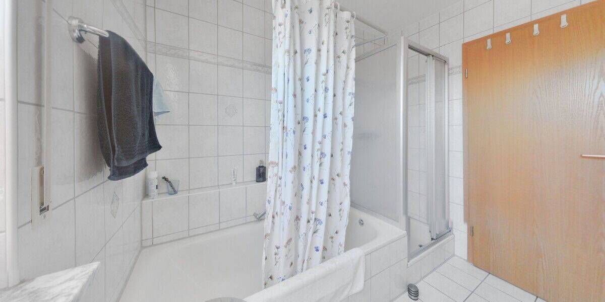 Etagenwohnung Roth - 3 Zimmer, 82 m&sup2;, 249.000&euro; | Angebot:26859259