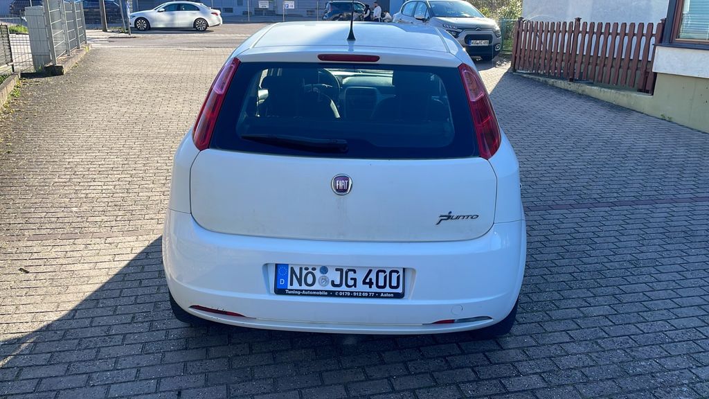 Fiat Punto 277.000 km 900 &euro; Treuchtlingen 91757