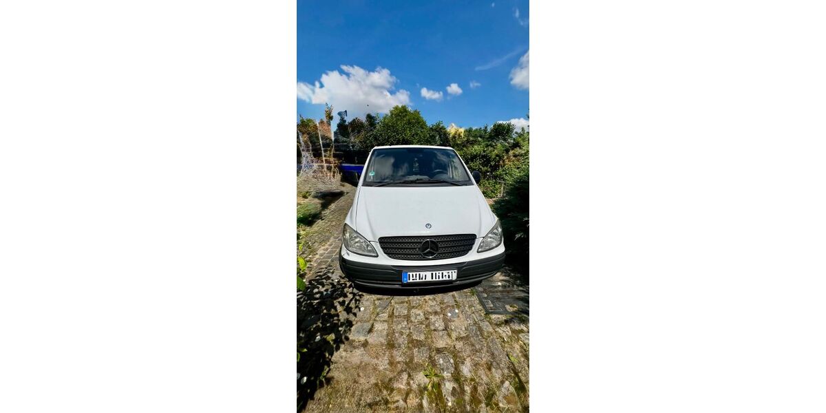 Mercedes-Benz Vito 266.150 km 7.900 &euro; Halle 06120