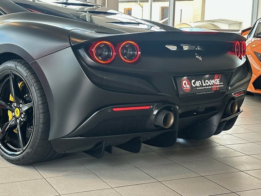F8 Tributo Racing|Lift|Carbon|Service neu|Garantie