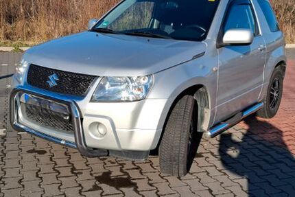 Suzuki Grand Vitara 132.700 km 7.900 &euro; Castrop-Rauxel 44577
