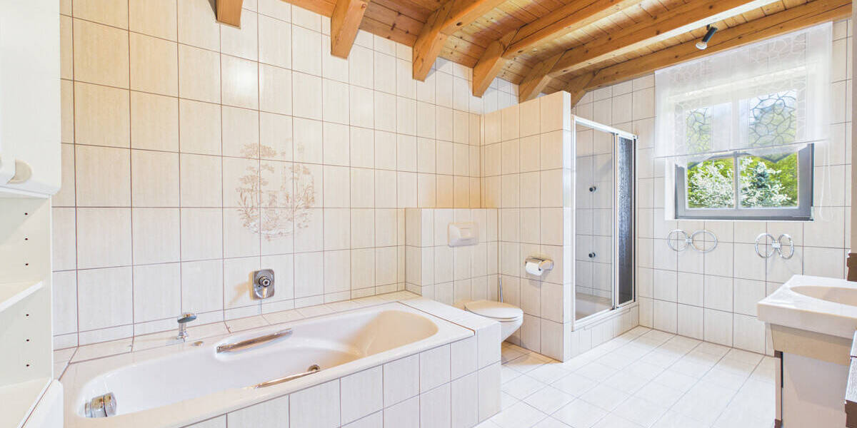 Einfamilienhaus Hasloch Hasselberg - 4 Zimmer, 210 m&sup2;, 1.700&euro; | Angebot:26401362