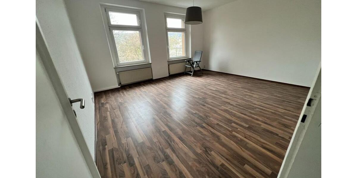 Haus oberste Etage selbst fertig machen Zi 3 Kü4xBad 160-240qm 10 zimmer