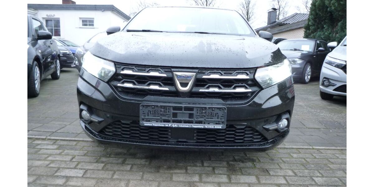 Dacia Sandero 130.000 km 8.999 € Trappenkamp 24610