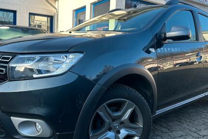 Dacia Logan 116.000 km 7.949 &euro; Gummersbach (Zwischen Toom Markt und ATU) 51645