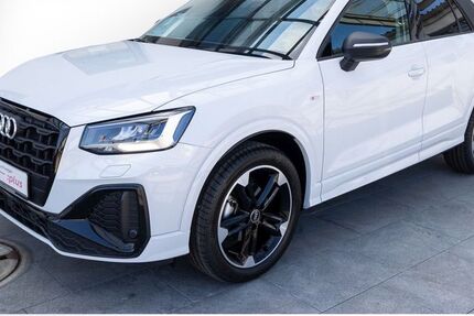 Audi Q2 7.924 km 31.880 € Rosenheim 83022