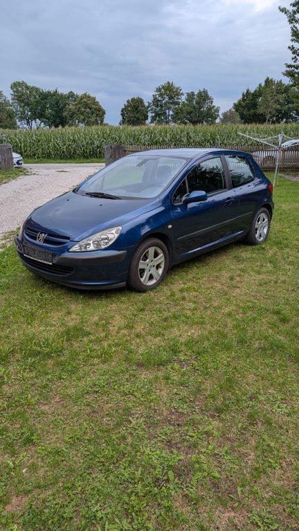 Peugeot 307 208.000 km 650 € Freising 85356