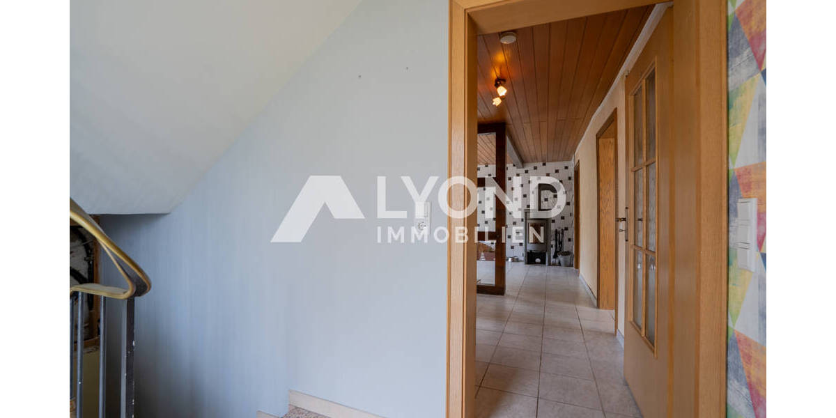 Einfamilienhaus Diemelstadt / Helmighausen Helmighausen - 1 Zimmer, 239 m&sup2;, 299.999&euro; | Angebot:25676625
