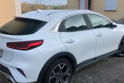 Kia XCeed 76.000 km 17.900 &euro; Bassenheim 56220