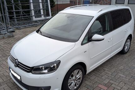 VW Touran 136.000 km 12.990 &euro; Haselünne 49740
