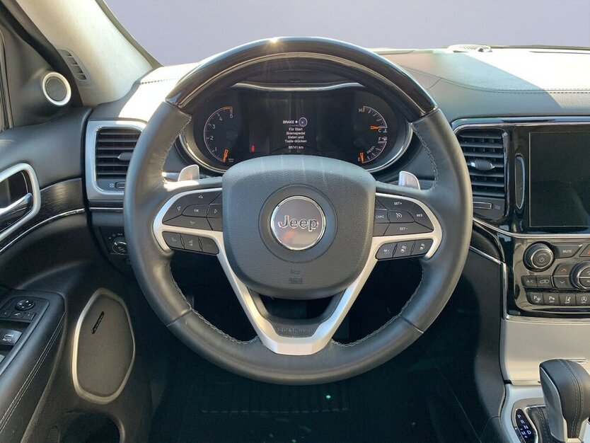 Jeep Grand Cherokee 3.0 CRD 4x4 Summit Leder NAVI PDC 88.717 km 37.900 € Backnang, 71522