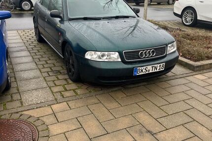 Audi A4 195.000 km 2.300 &euro; Wehlen 54470