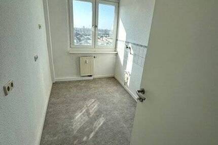 Zimmer Dessau-Roßlau Innenstadt - 3 Zimmer, 58 m&sup2;, 350&euro; | Angebot:25704016