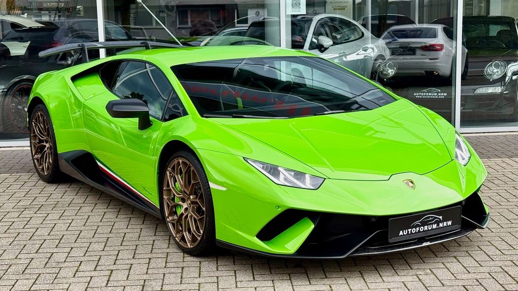 Lamborghini Huracán 20.641 km 266.000 &euro; Haan 42781