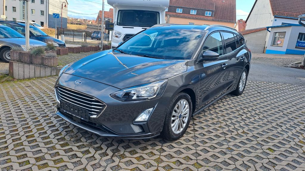 Ford Focus 34.755 km 17.900 &euro; Bannewitz OT-Goppeln 01728