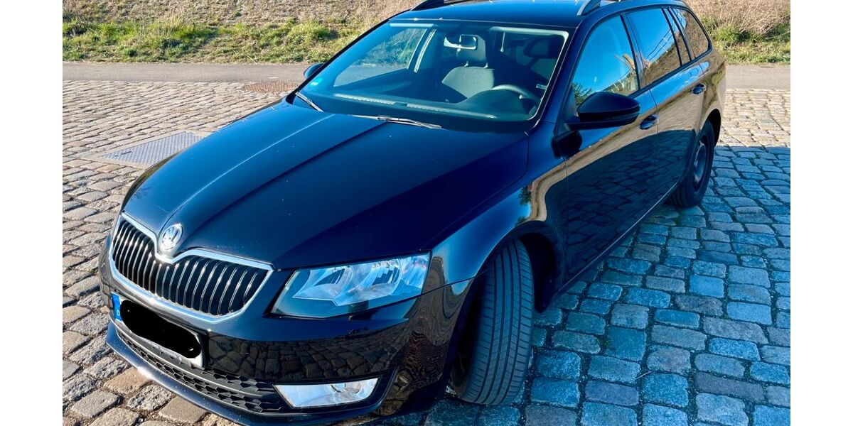 Skoda Octavia 135.000 km 7.800 &euro; Dresden 01157