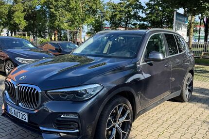 BMW X5 88.700 km 46.480 € München 81243