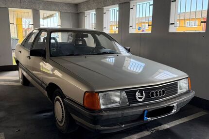 Audi 100 176.000 km 1.800 &euro; Weingarten 88250