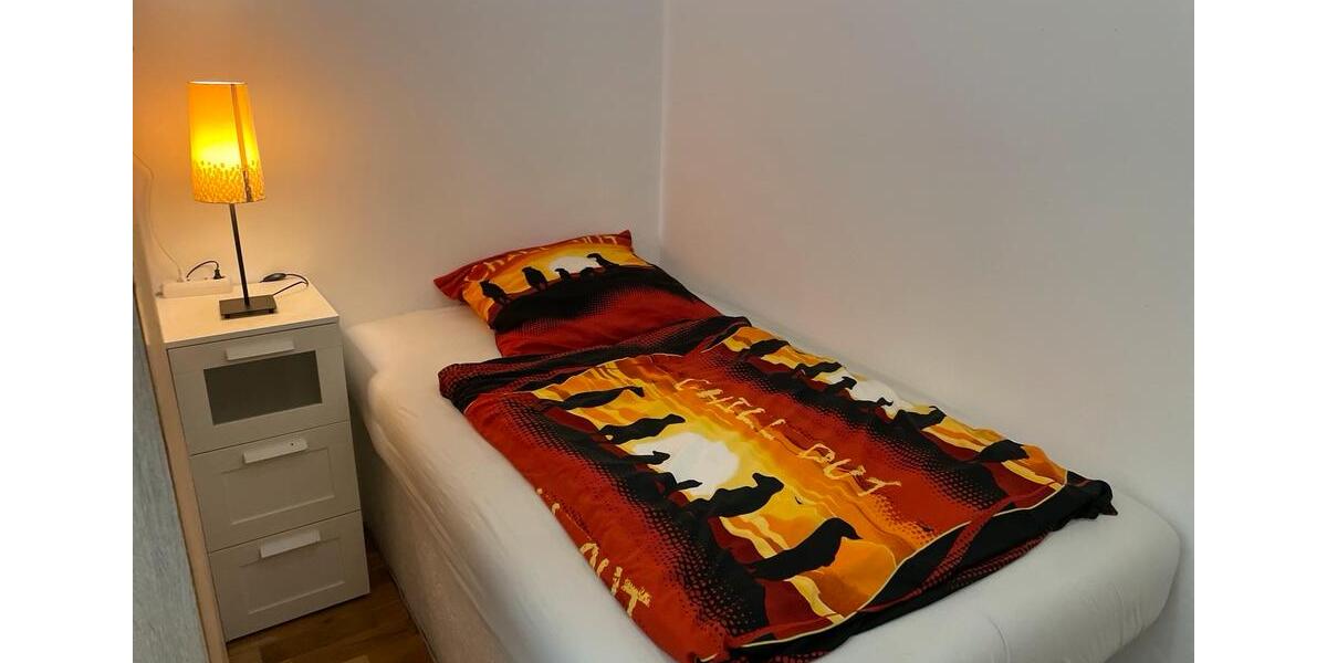 Doppelhaushälfte Hannover Herrenhausen-Stöcken - 5 Zimmer, 110 m&sup2;, 2.150&euro; | Angebot:24982093