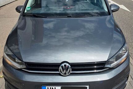 VW Touran 161.000 km 11.900 &euro; Untergruppenbach 74199