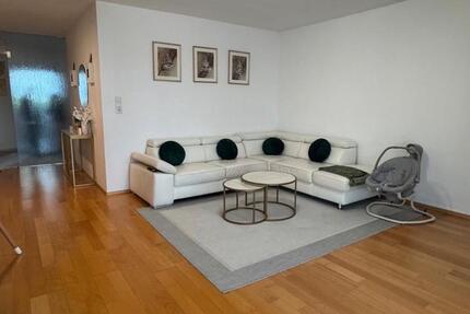 Wohnung Augsburg Haunstetten-Siebenbrunn - 3 Zimmer, 110 m&sup2;, 449.000&euro; | Angebot:26679005