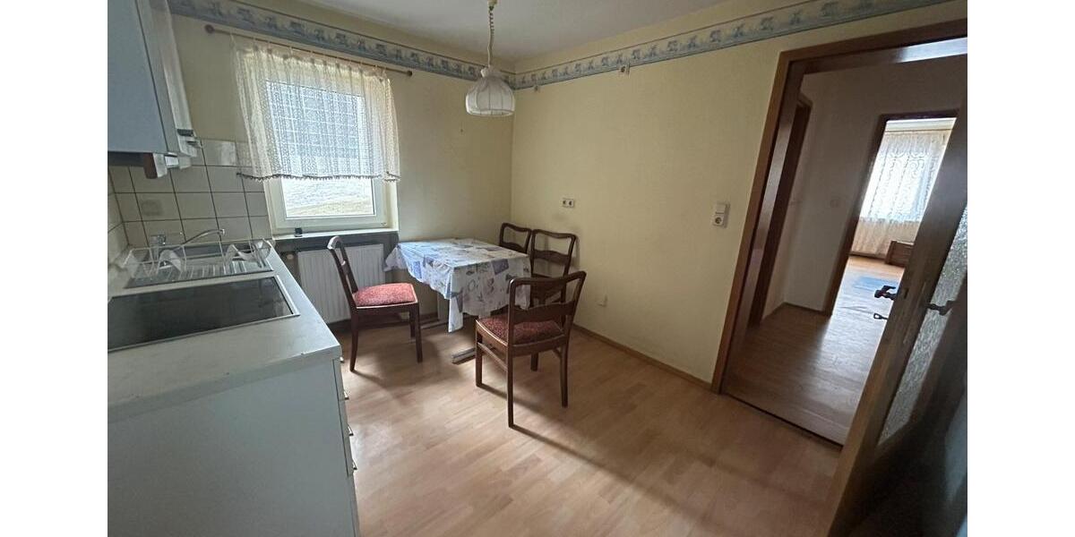 Doppelhaushälfte Waldkappel - 10 Zimmer, 260 m&sup2;, 1.000&euro; | Angebot:26493862