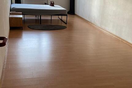 Wohnung Saarbrücken Kieselhumes - 1 Zimmer, 33 m&sup2;, 400&euro; | Angebot:25637821