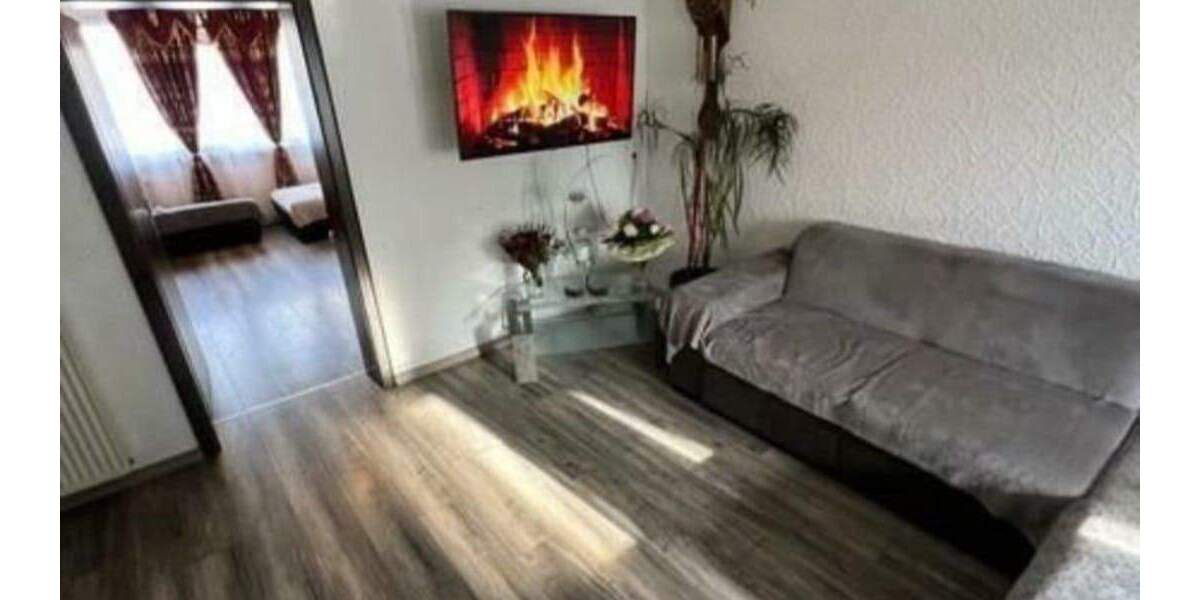 Leerstehendes 3-Familienhaus in Seitenstrasse von Völklingen-OT zu verkaufen 8 zimmer