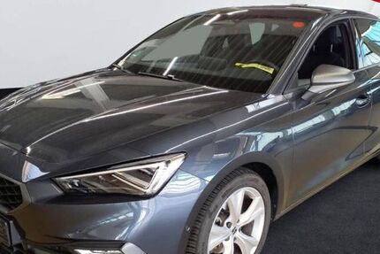 Seat Leon 9.660 km 27.440 &euro; Wackersdorf 92442