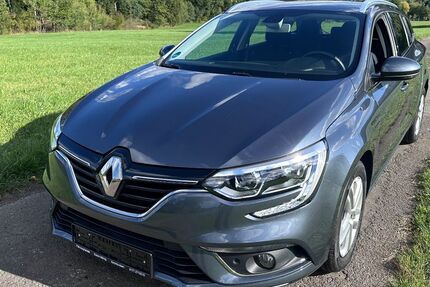 Renault Megane 57.000 km 14.390 &euro; Kirchhundem 57399
