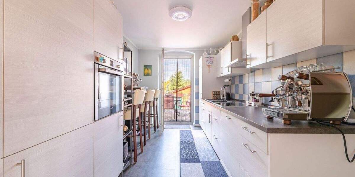 Stadthaus mit 3 Wohneinheiten & 1 GewerbeRestaurant in Gransee 1 zimmer